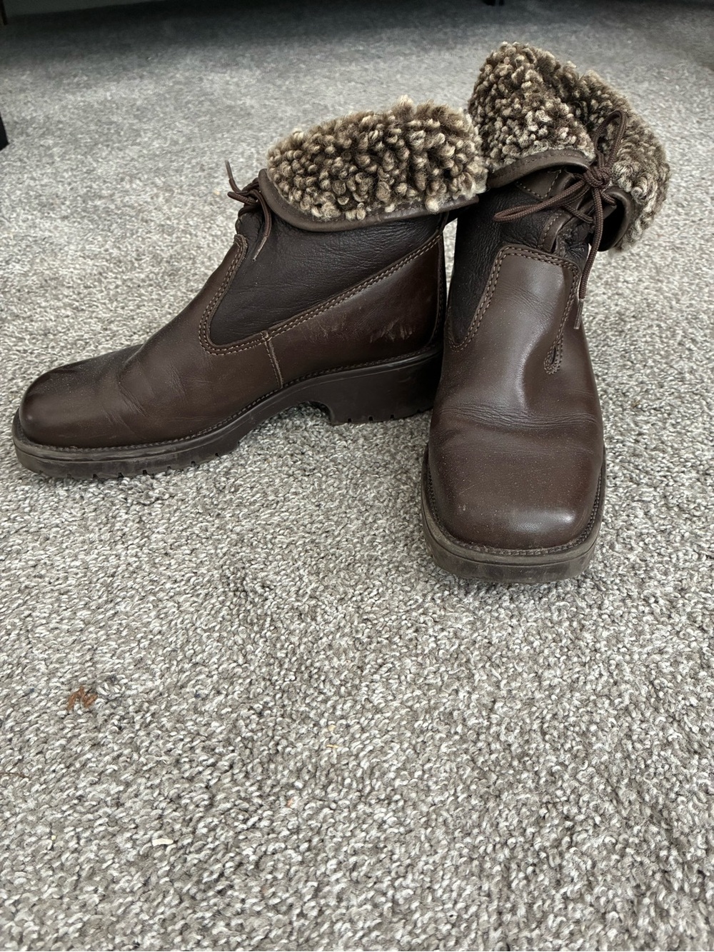 Vintage Dark Brown Leather Ankle Boots with Shearling Cuff